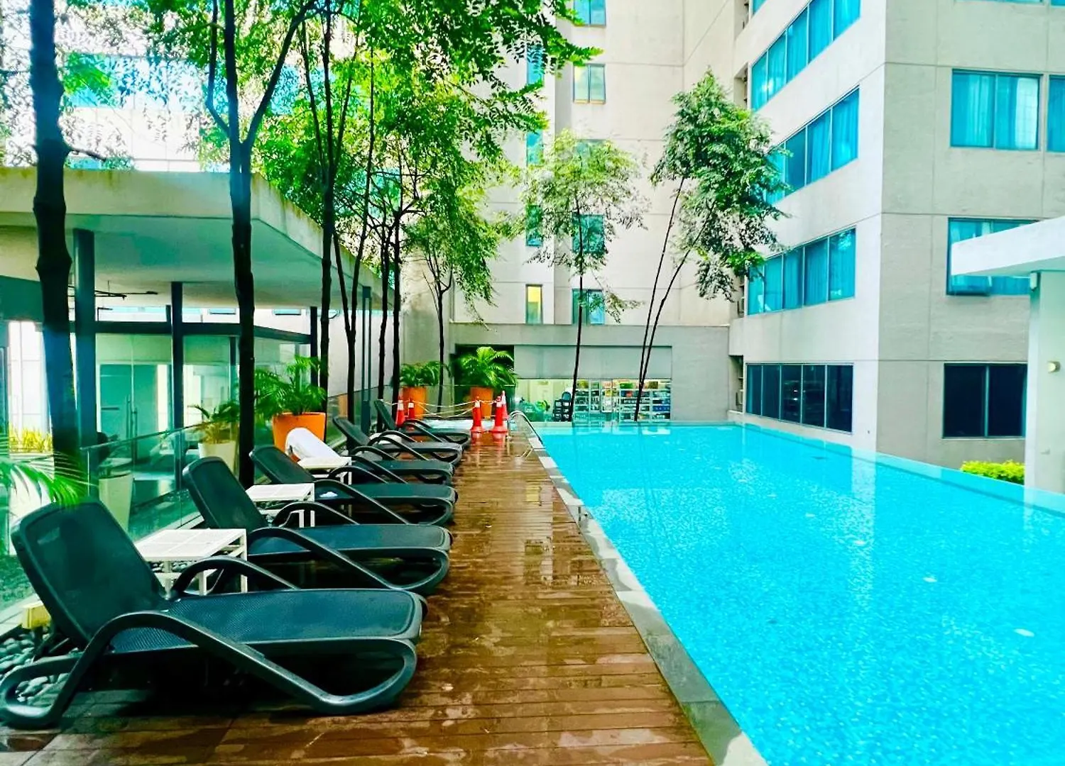 Summer Suites Klcc By Classy location